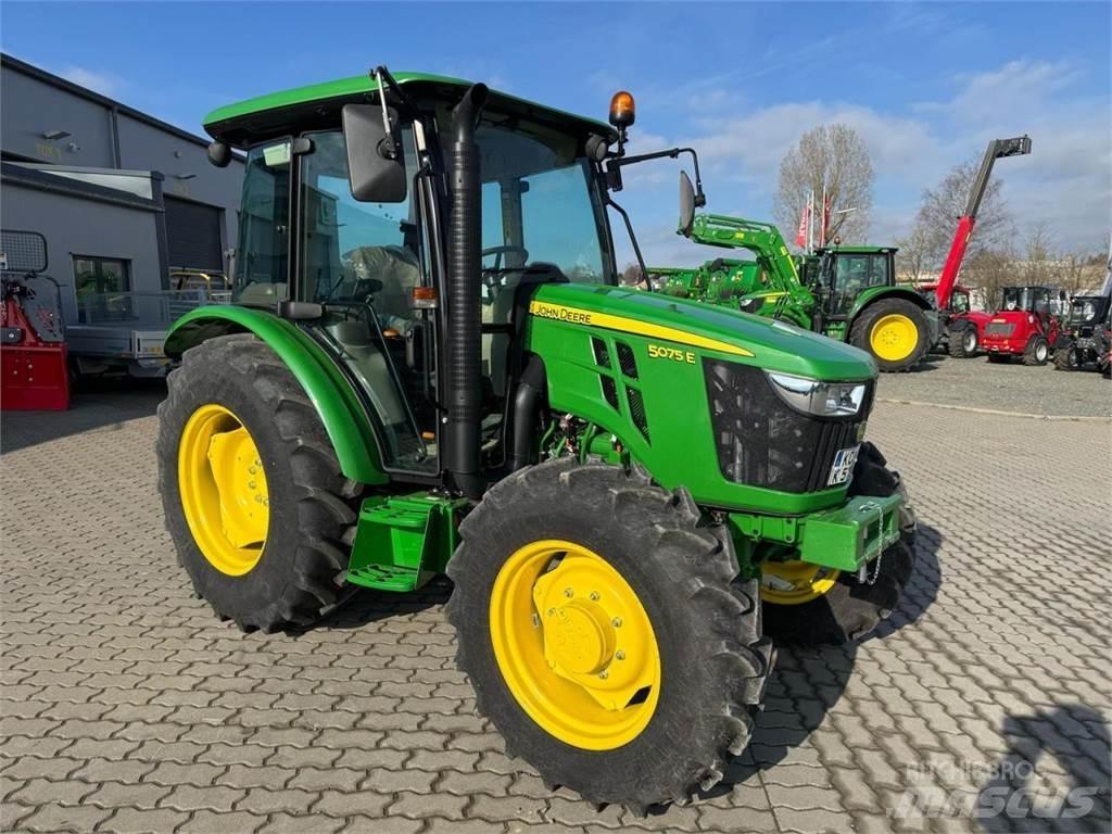 John Deere 5075E Traktori