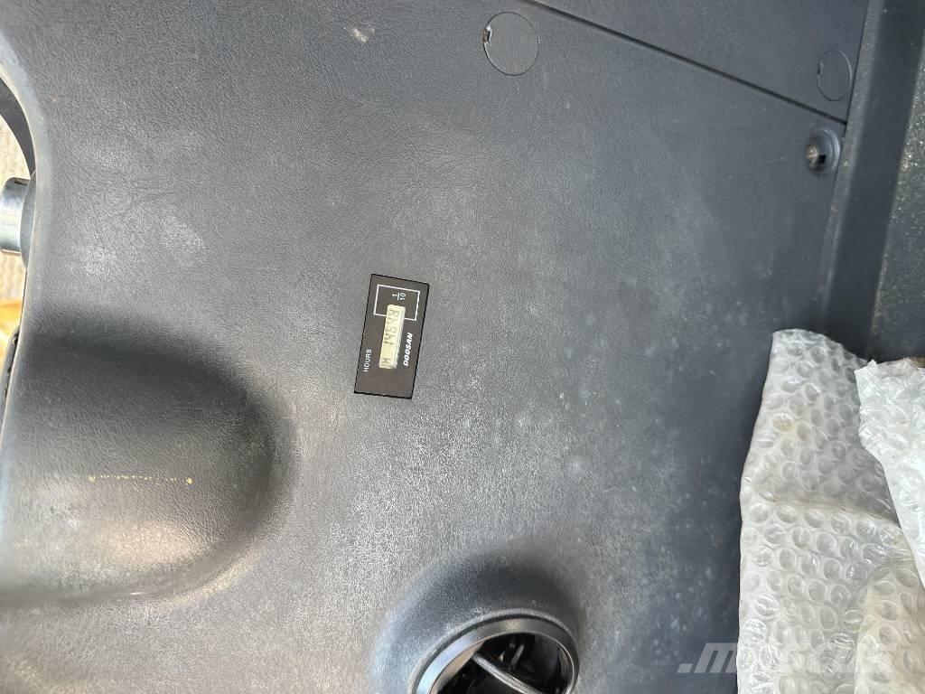 Hyundai R220LC-9S Bageri gusjeničari