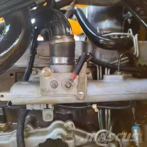 JCB 3CX Utovarni rovokopači