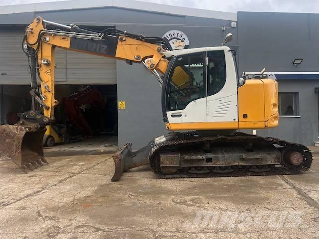 Liebherr R 914 Bageri gusjeničari