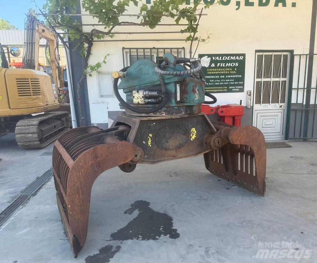CAT G 320B-D Grabilice