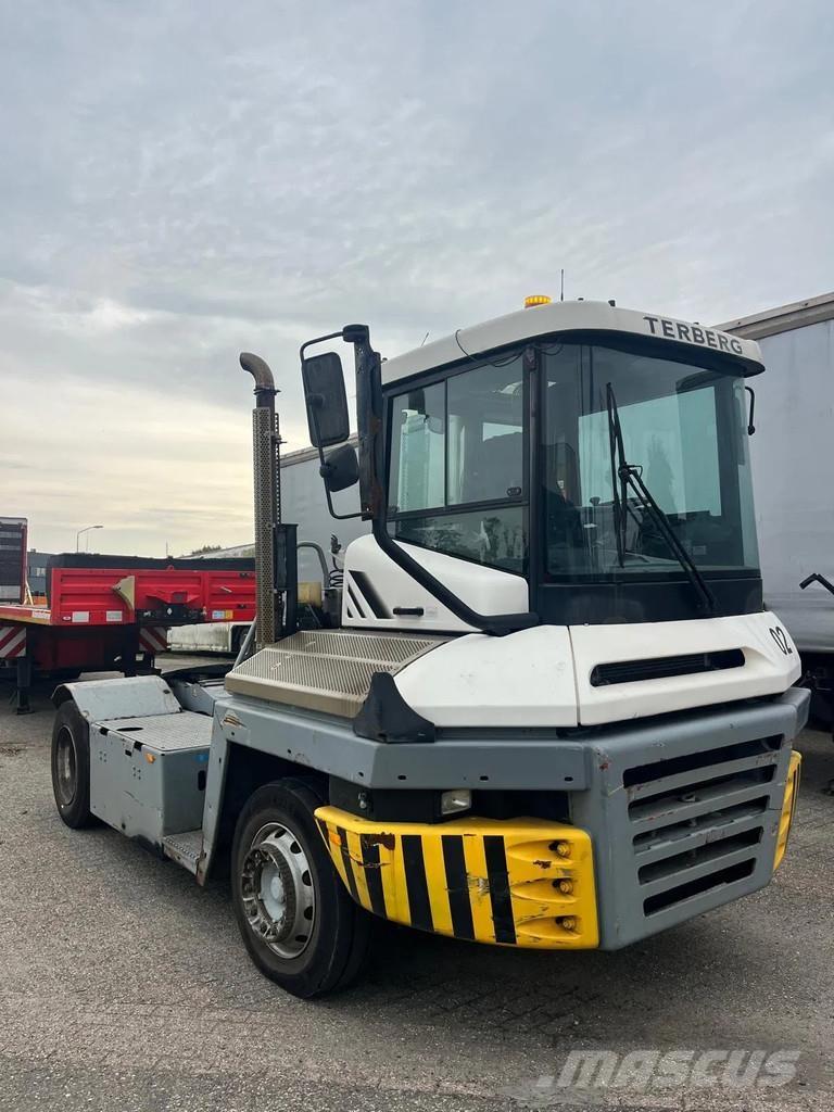 Terberg TT223 Vučna vozila