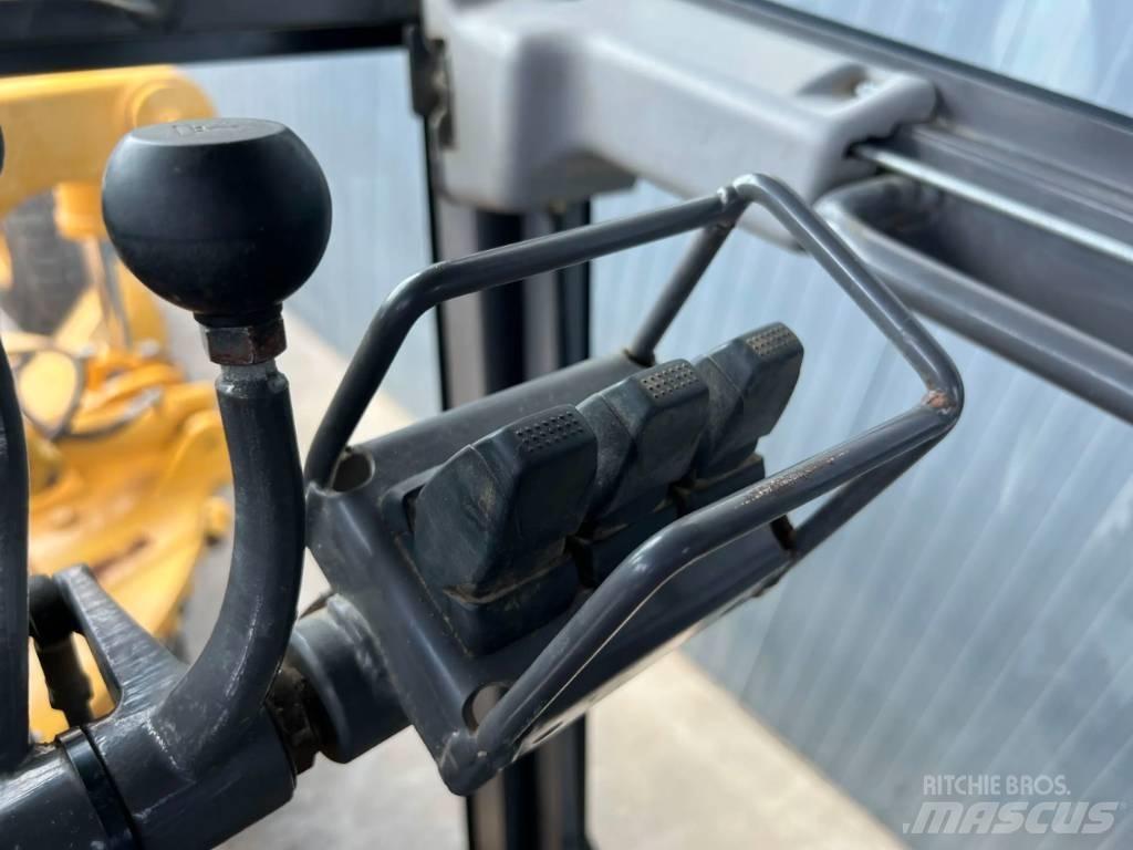 Volvo G946 Grejderi