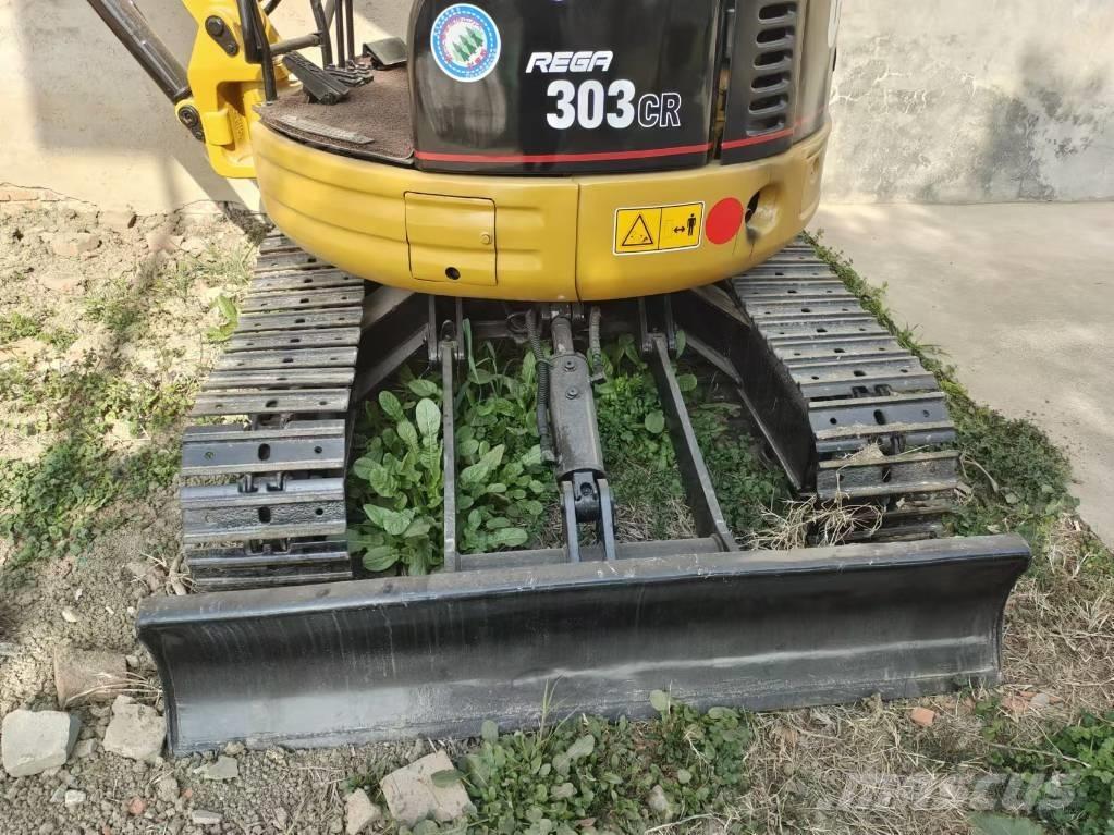 CAT 303 CR Mini bageri <7t