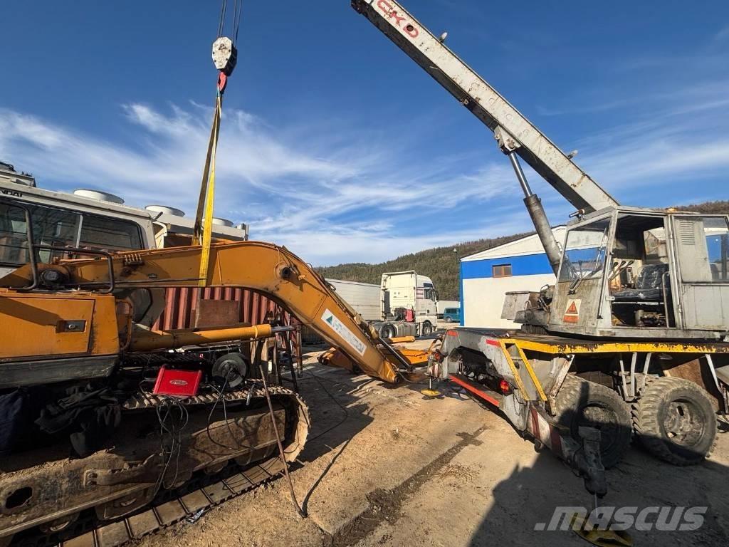 Hyundai Robex 210 LC Bageri gusjeničari