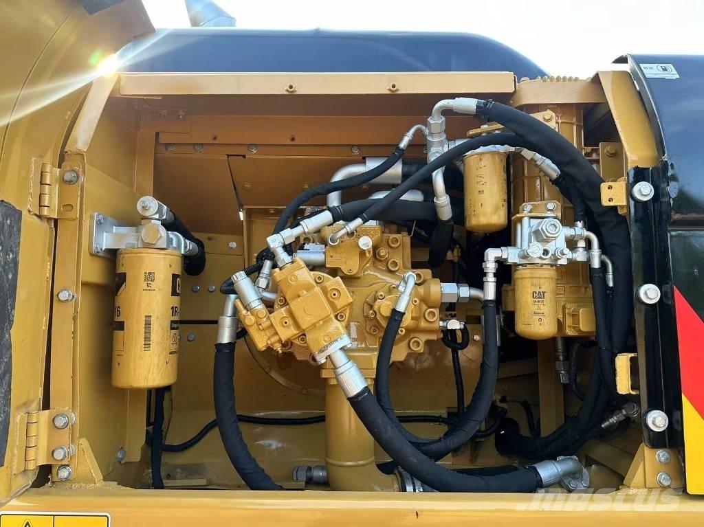 CAT 330D Bageri gusjeničari