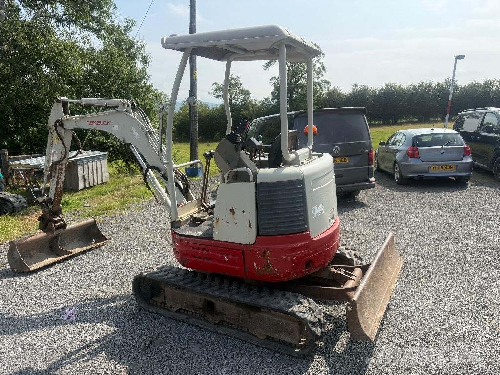 Takeuchi TB 23 R Mini bageri <7t