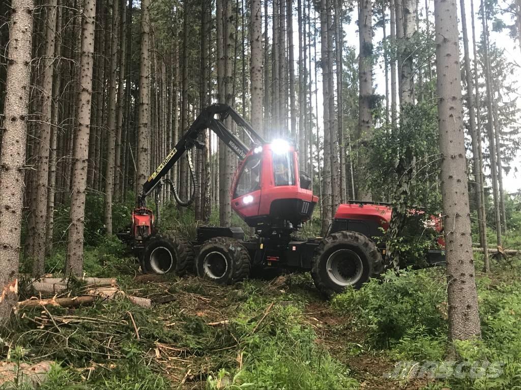 Komatsu 951 Harversteri