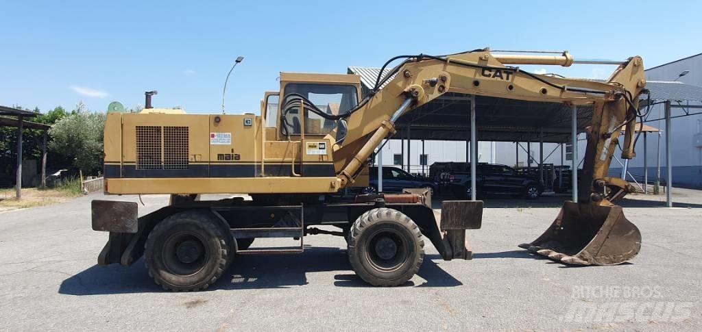 CAT 214 B Bageri na kotačima