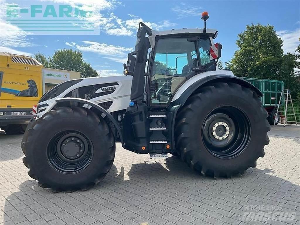 Valtra q245 Traktori