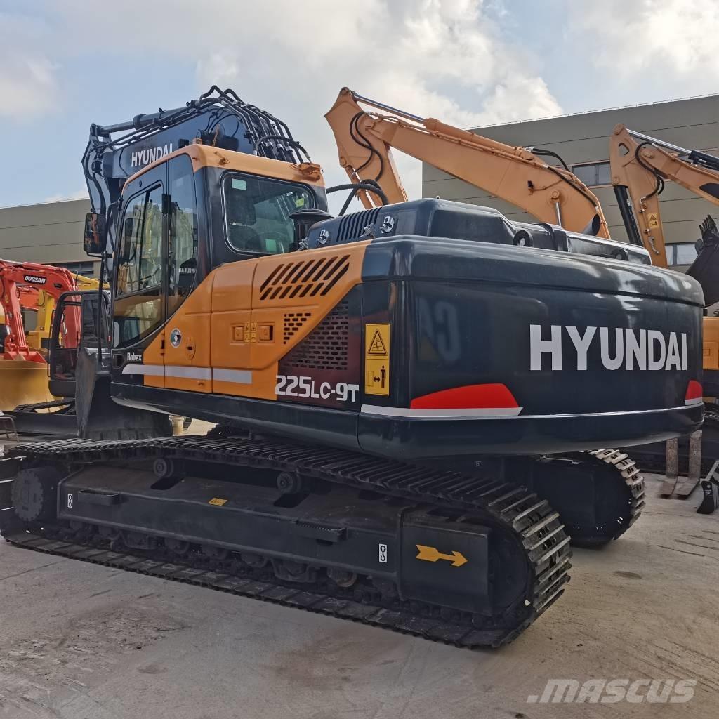 Hyundai 225LC-9T Bageri gusjeničari