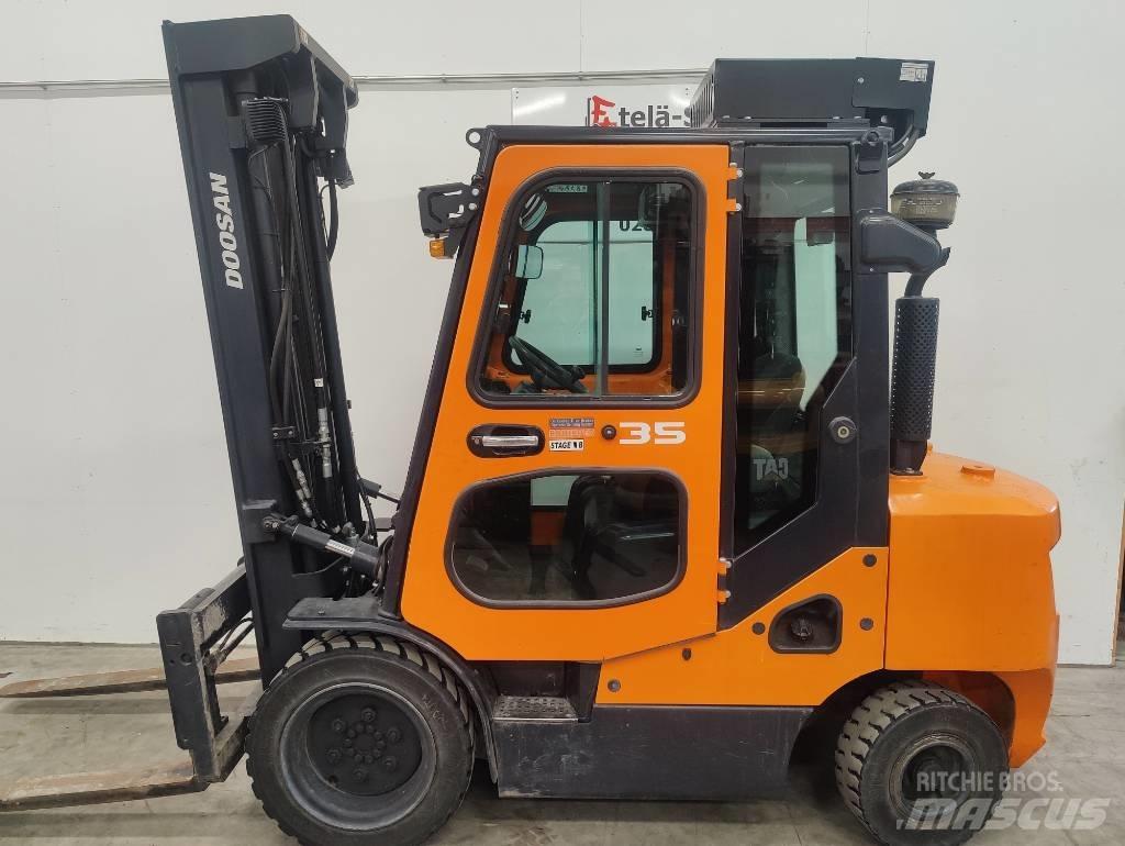 Doosan D 35 C-7 Dizelski viličari