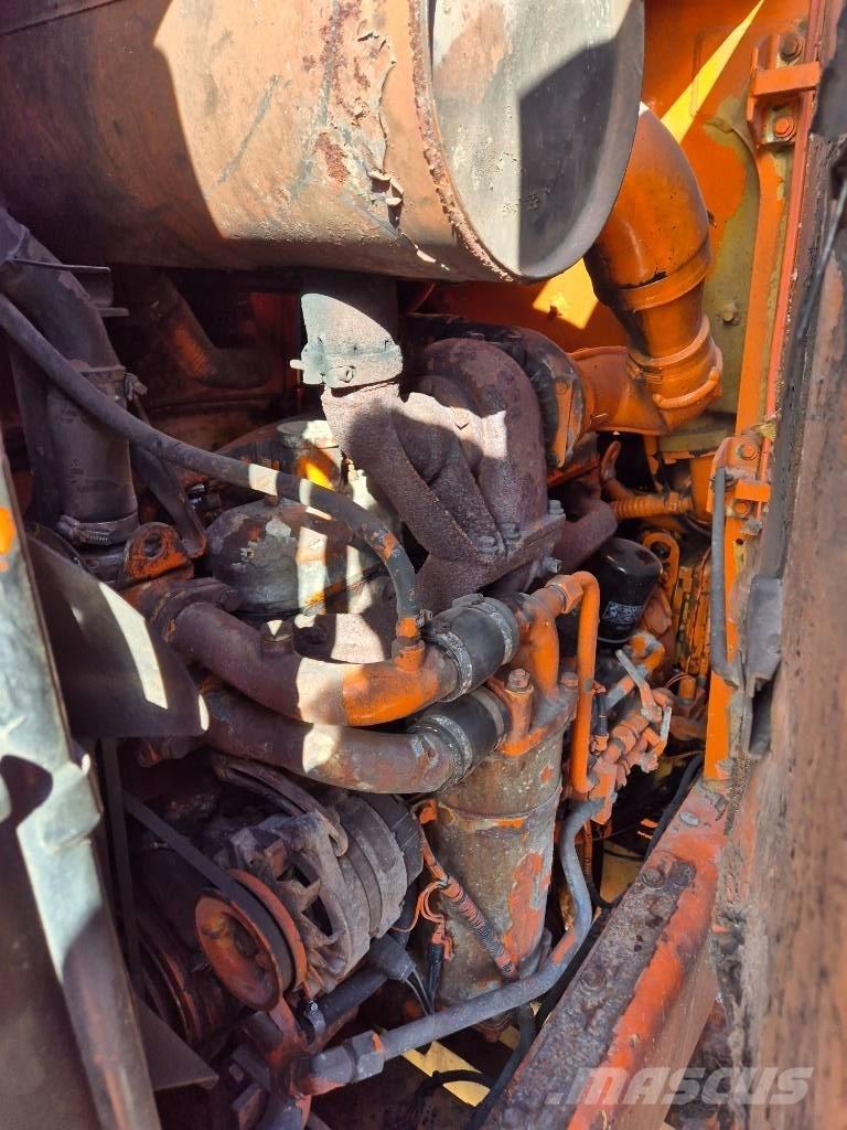 Hitachi FR 130 Utovarivači na kotačima