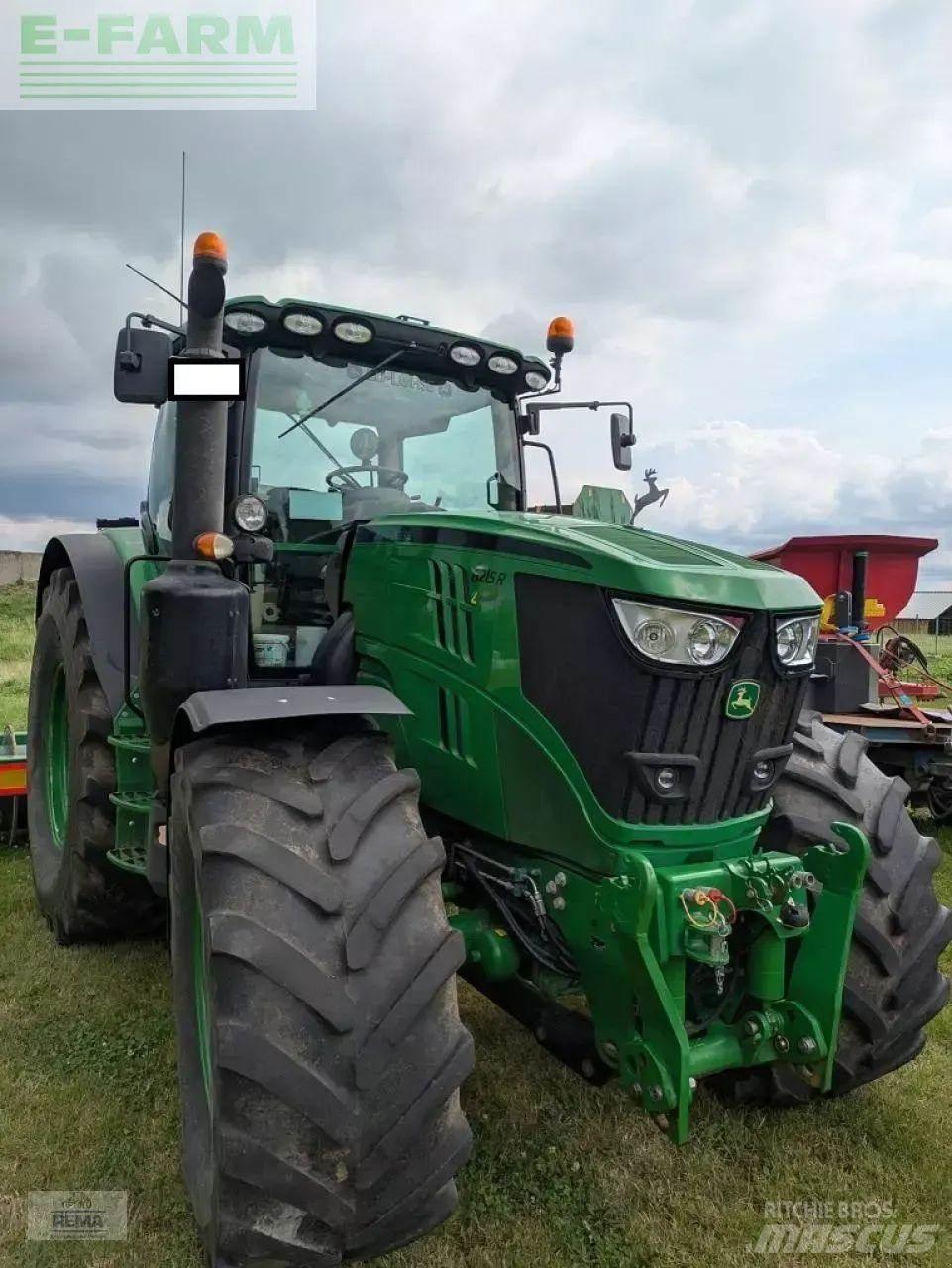 John Deere 6215 r Traktori