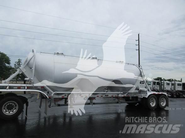 Polar  Tanker poluprikolice