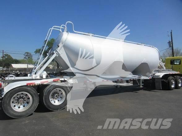Polar 1000 GAL Tanker poluprikolice