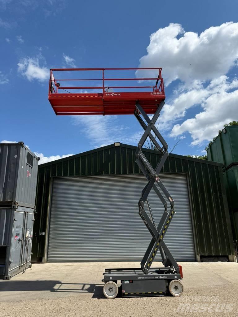 SkyJack SJ 4620 Škaraste platforme