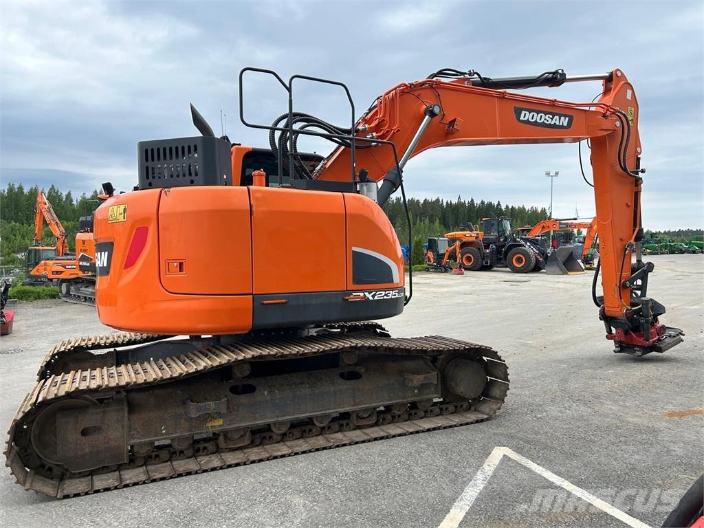Doosan dx235lcr-5 Bageri gusjeničari