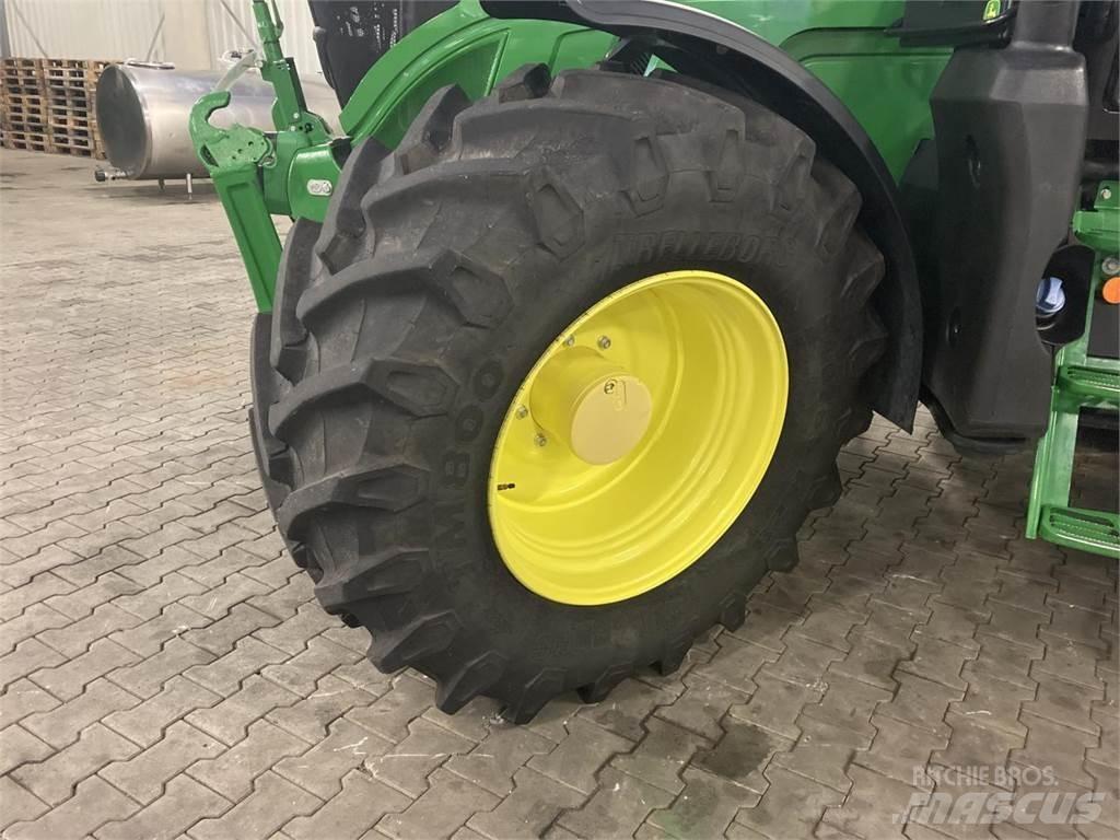 John Deere 6R 150 Traktori
