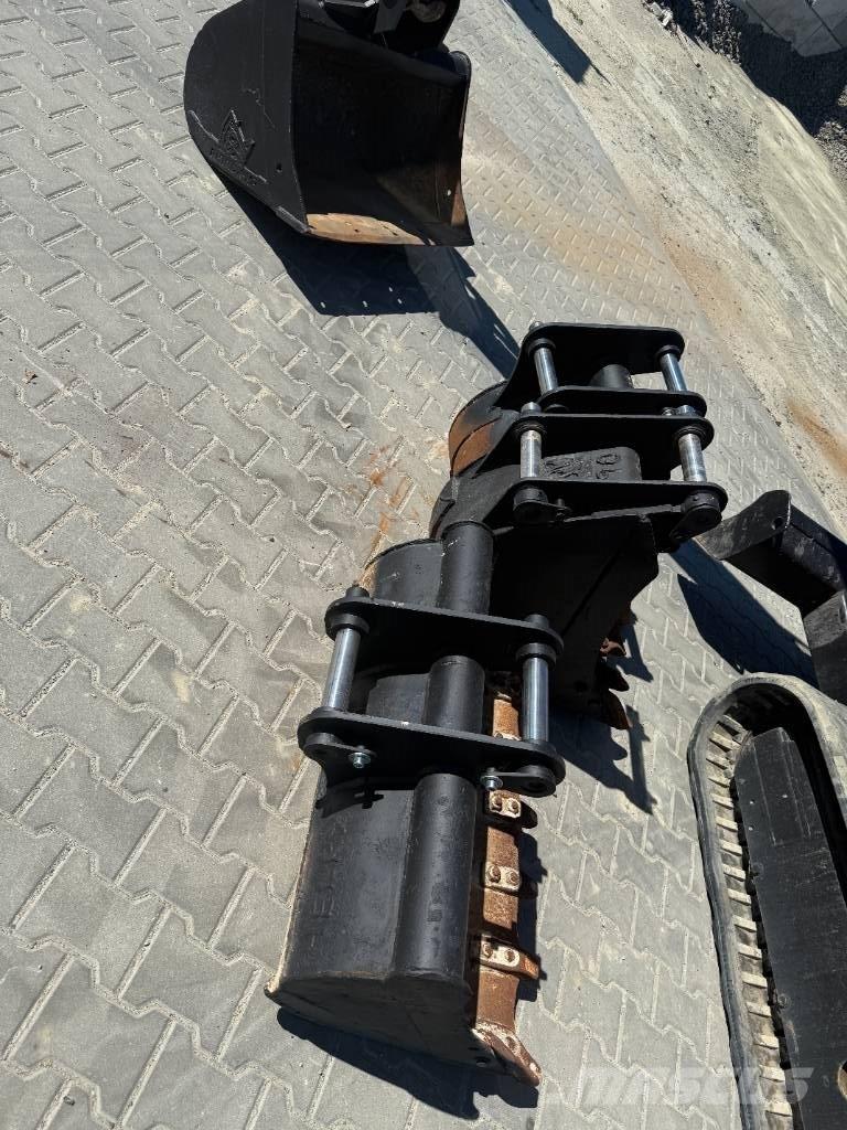 JCB 8055 RTS Mini bageri <7t