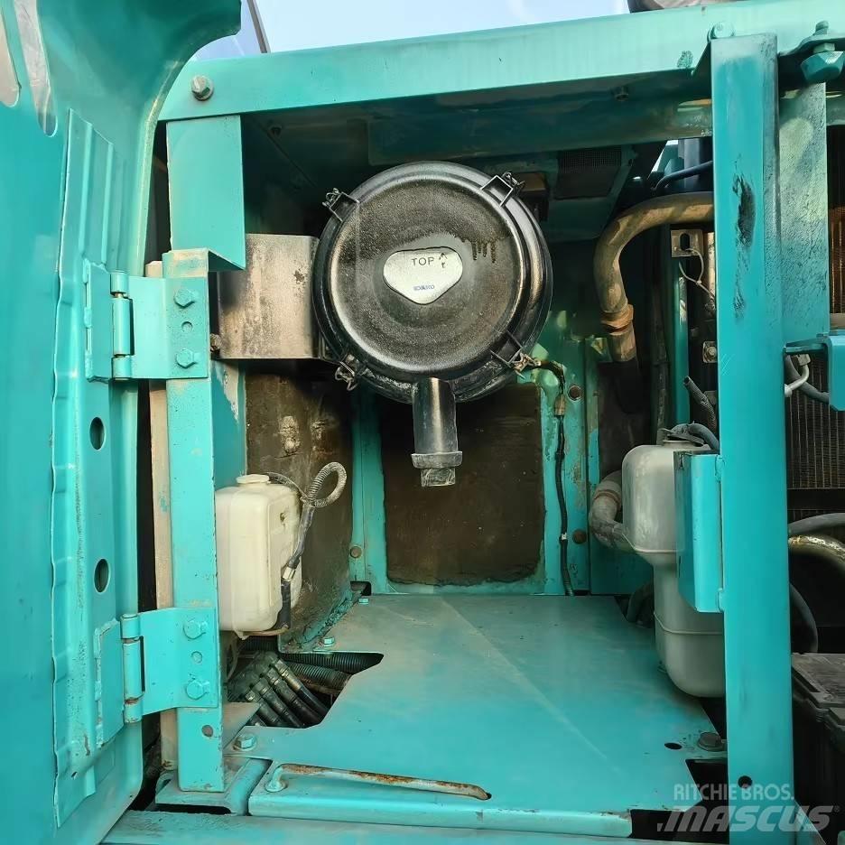Kobelco SK200-8 Bageri gusjeničari