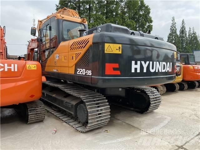 Hyundai Robex 220 LC Bageri gusjeničari