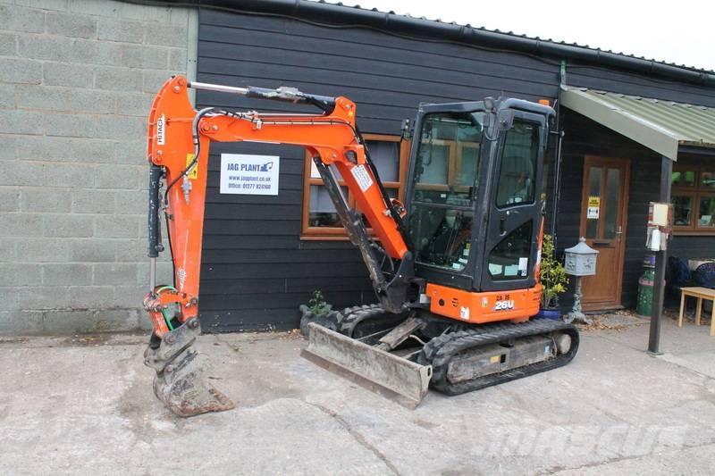 Hitachi ZX 26 U Mini bageri <7t