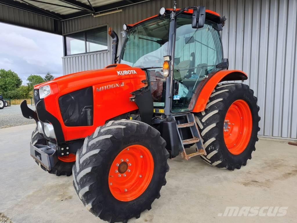 Kubota M 110 GX Traktori