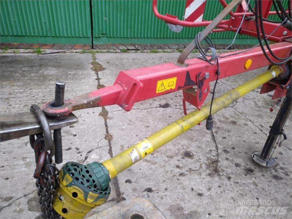 Lely Lotus 900P Okretači i sakupljači sijena