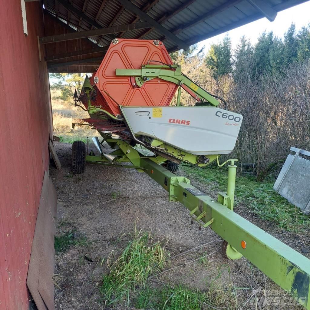 CLAAS Tucano 440 Kombajni