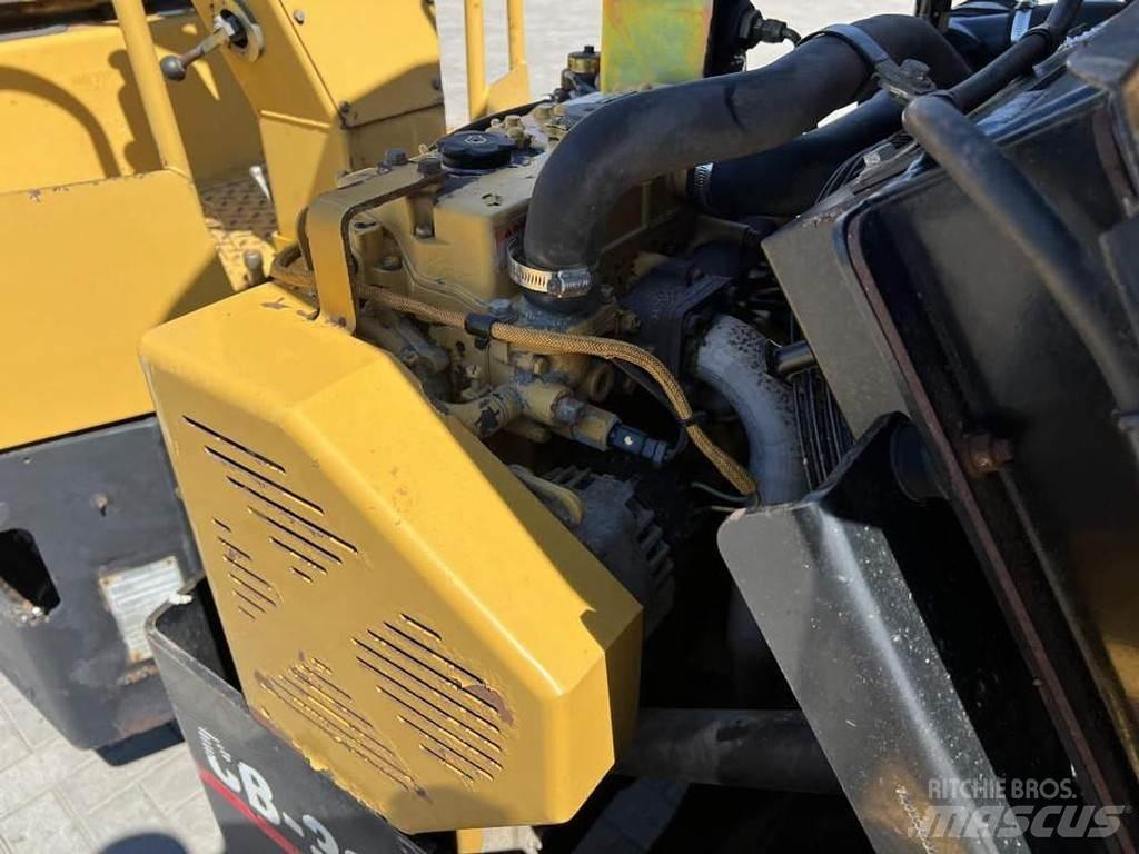 CAT CB 334E Valjci sa dvojnim bubnjem