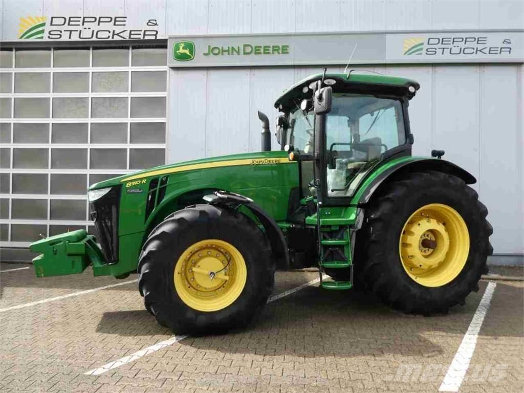 John Deere 8310R Traktori