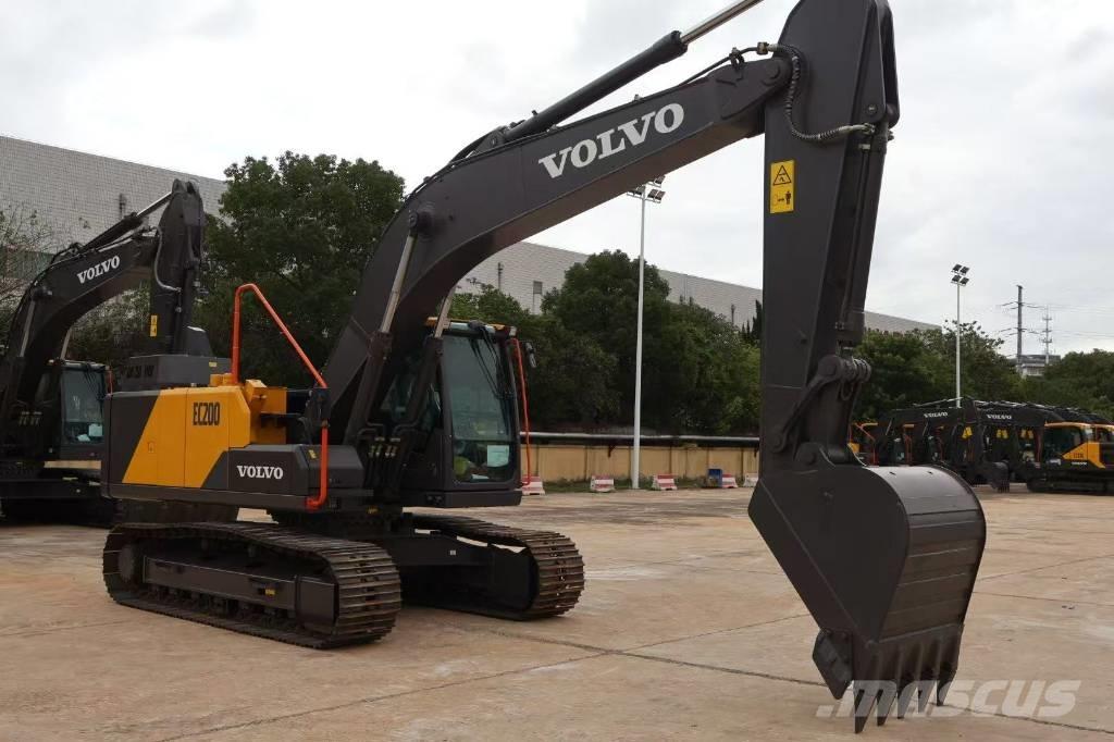 Volvo EC 200 Bageri gusjeničari