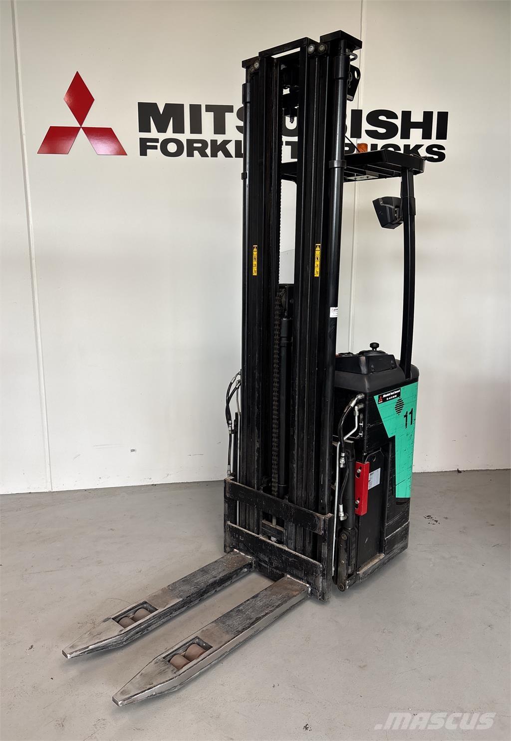 Mitsubishi SBR16N Samopogonski ručni viličari