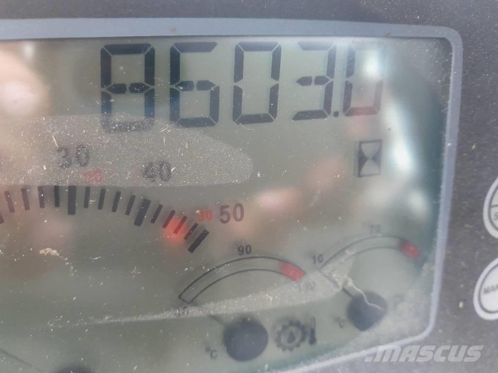JCB 412 Poljoprivredni teleskopski utovarivači