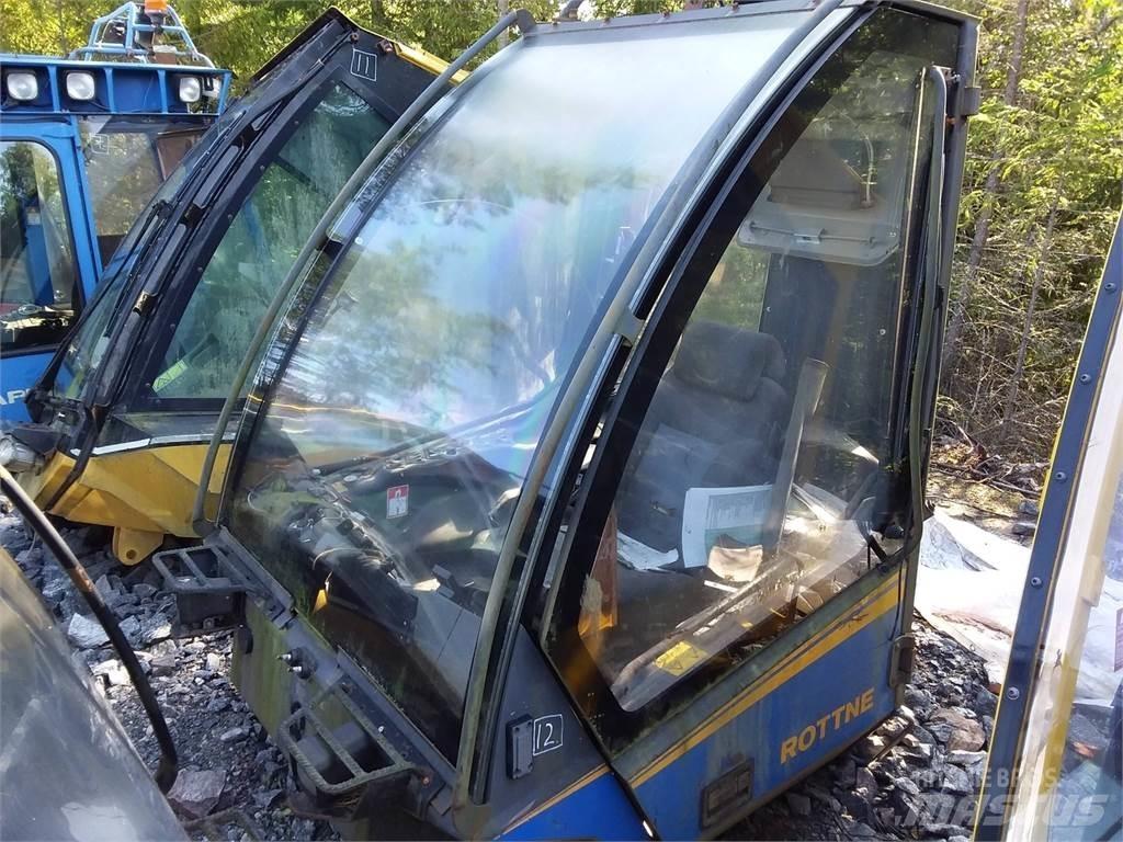 Rottne H20 Kabine i unutrašnjost