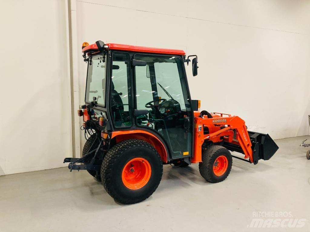 Kubota B2530 Kompaktni (mali) traktori