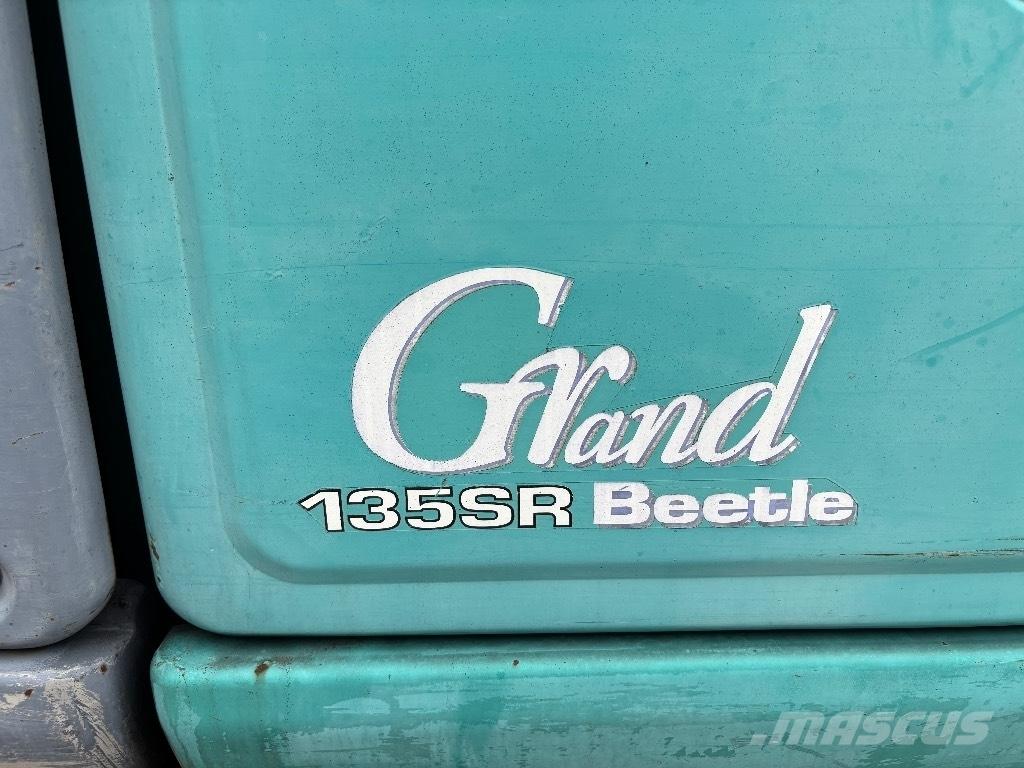 Kobelco SK 135 Bageri gusjeničari