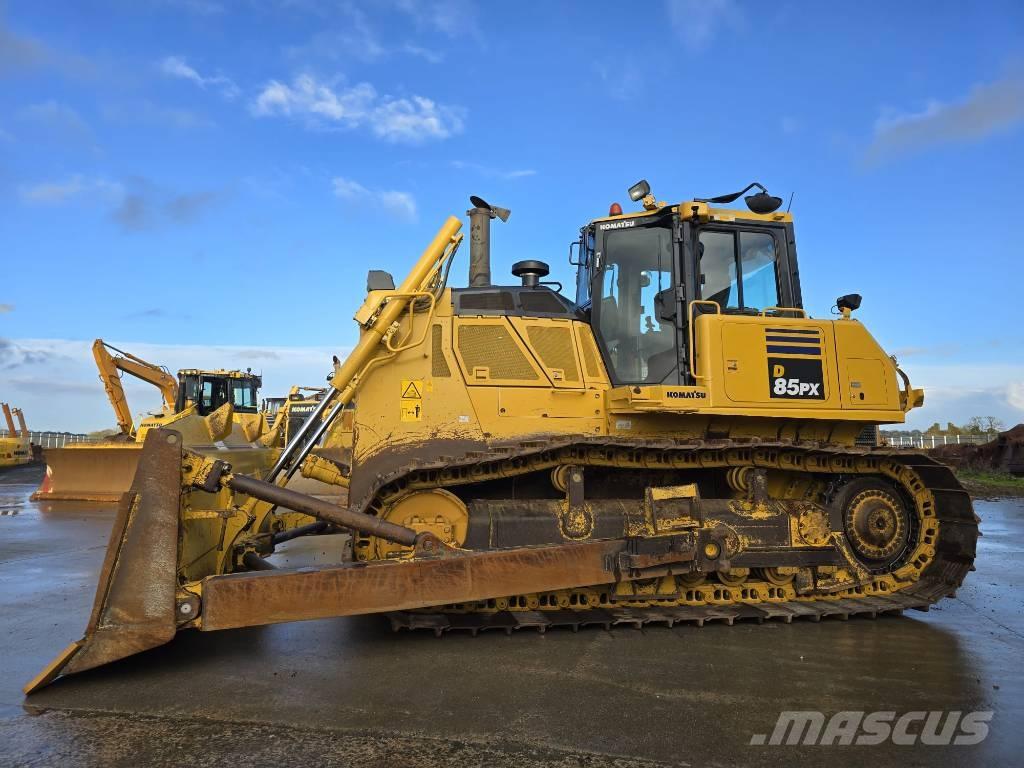Komatsu D85PX-18 Buldožeri gusjeničari