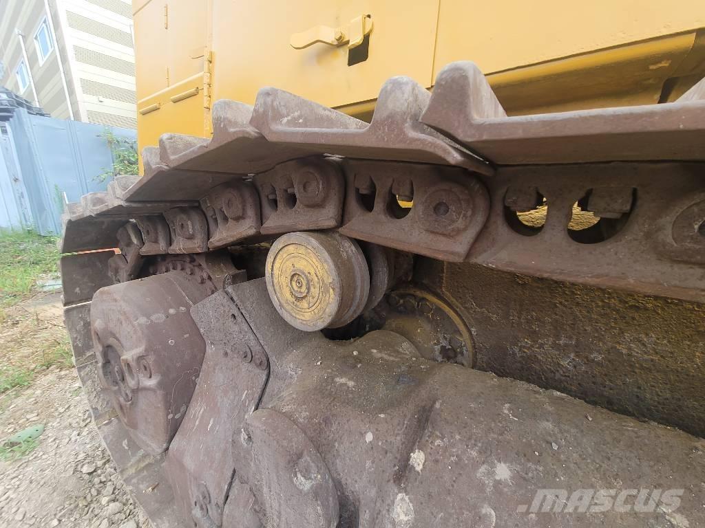 CAT 973 Utovarivači gusjeničari