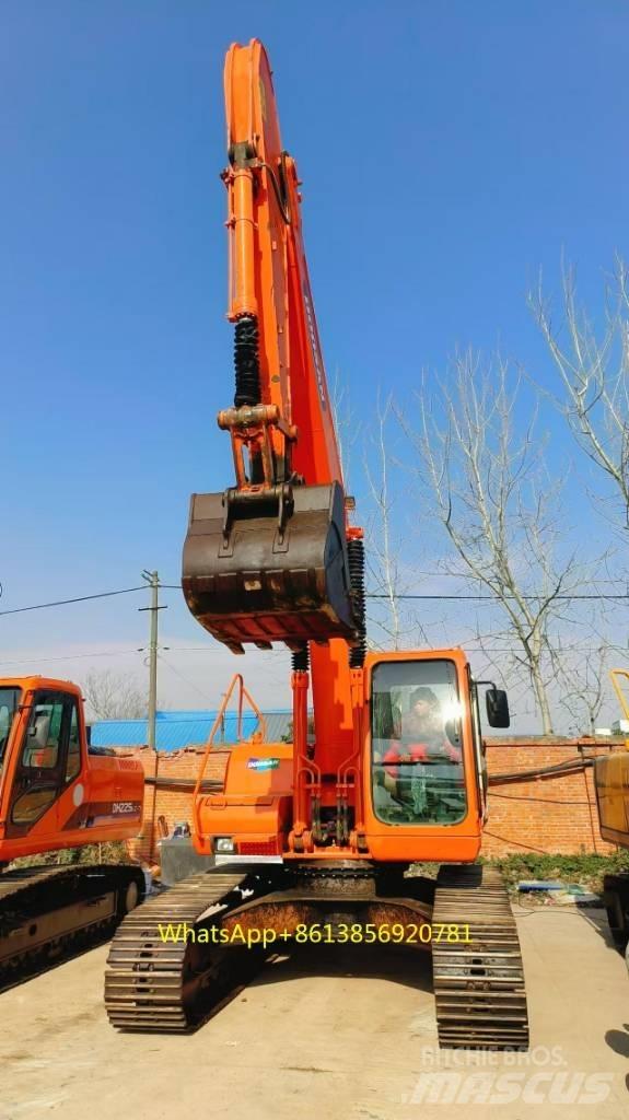 Doosan DH 225 LC-7 Bageri gusjeničari