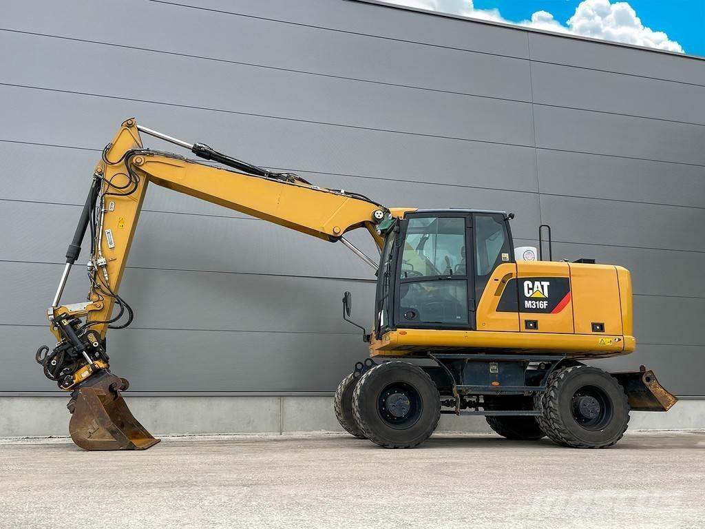 CAT M316F Bageri na kotačima