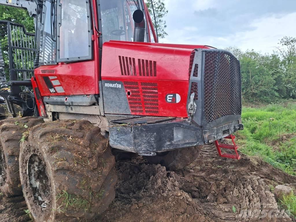 Komatsu 845 Forvarderi
