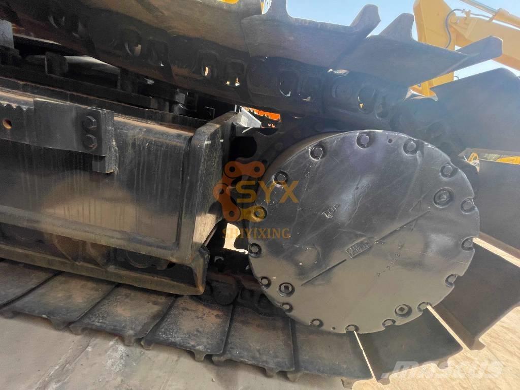 Komatsu PC 450-8 Bageri gusjeničari