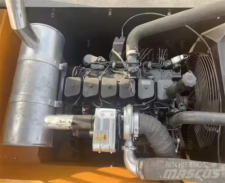 Hyundai R220-9S Bageri gusjeničari