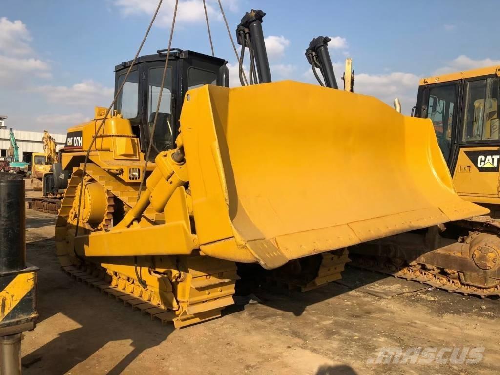CAT D 7 H Buldožeri gusjeničari