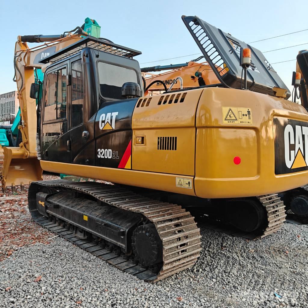 CAT 320D2L Bageri gusjeničari