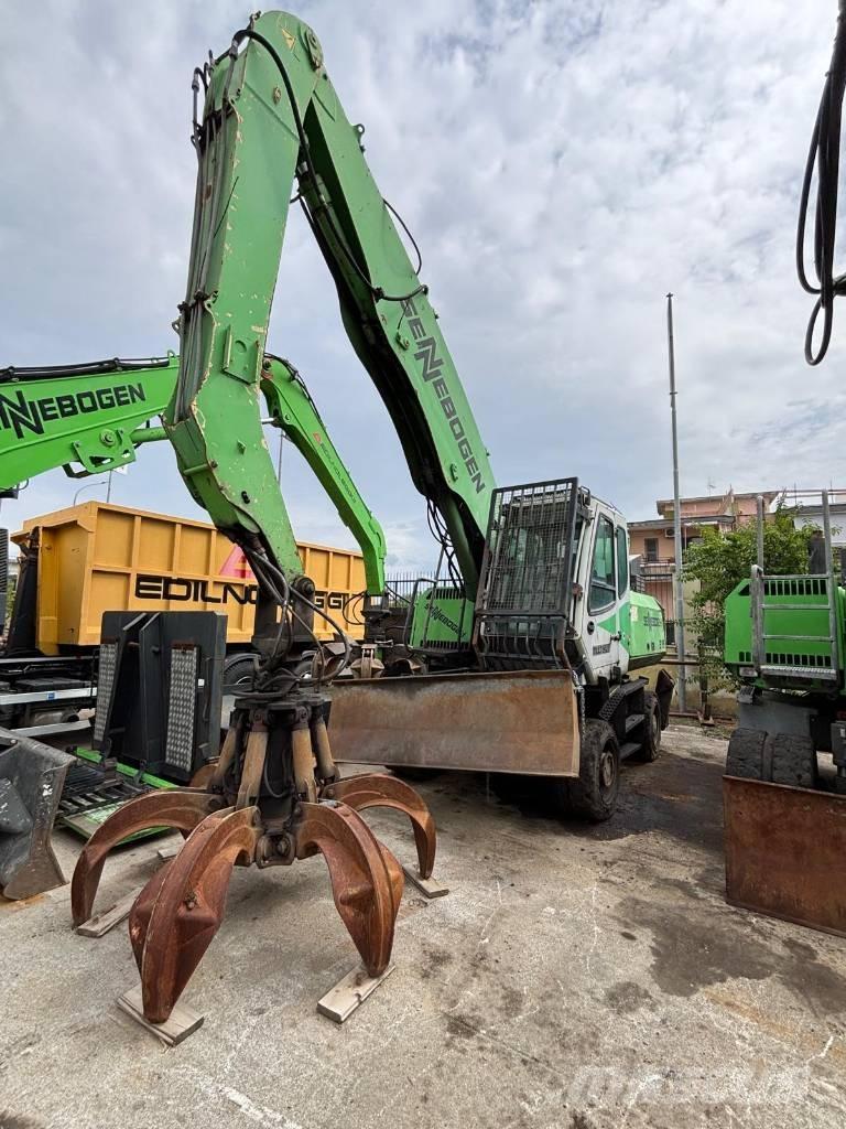 Sennebogen 818 Bageri za manipuliranje materijalom / otpadom
