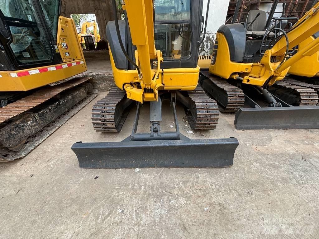 Komatsu PC35MR Mini bageri <7t