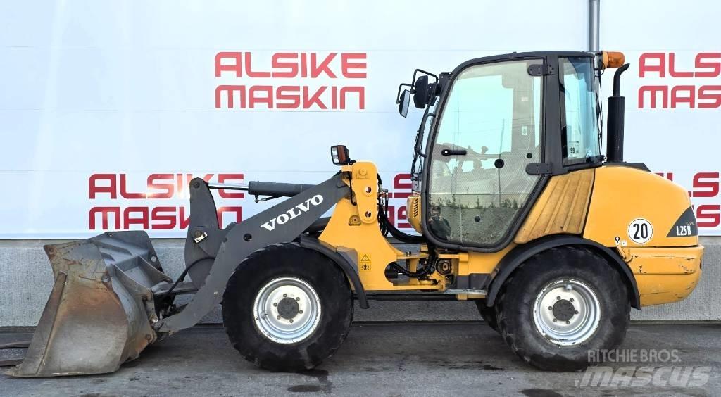 Volvo L 25 B Utovarivači na kotačima